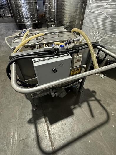 Used DME 4 head manual keg washer
