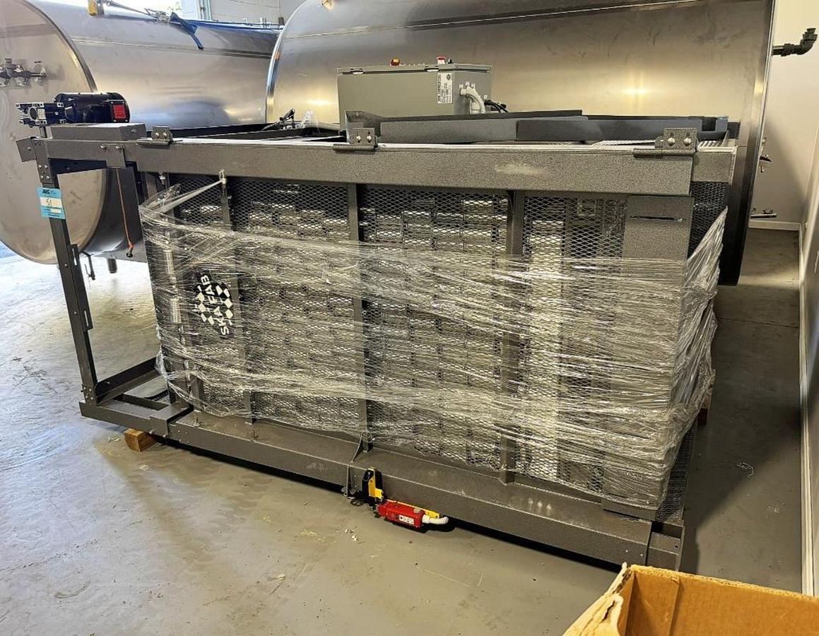 Used SKA Can-I-Bus Half Height can depalletizer