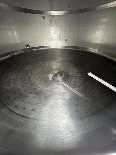 Used (1) Avaiable - Used Cratwerk 80 bbl / 2480Gal jacketed brite tank