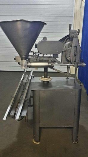 Used Elgin Inline Piston Filler