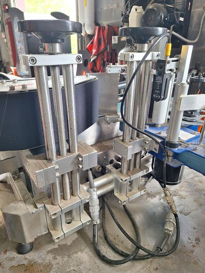 Used Used Pack Leader ELF50 (SPS - 104) Pressure Sensitive Labeler