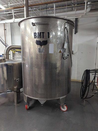 Used Used Letina 4000L / 1056Gal single wall mix tank with wheels