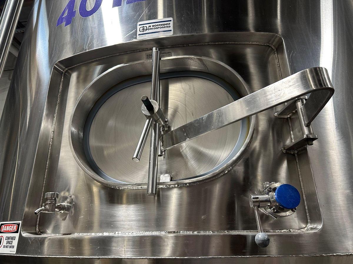 Used (4) available - Used JVNW 100 bbl / 3100gal conical jacketed unitank fermenters