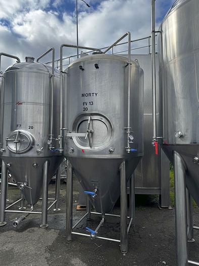 Used Used ABT 20 bbl/ 620Gal Jacketed Unitank Fermenter - New 2022