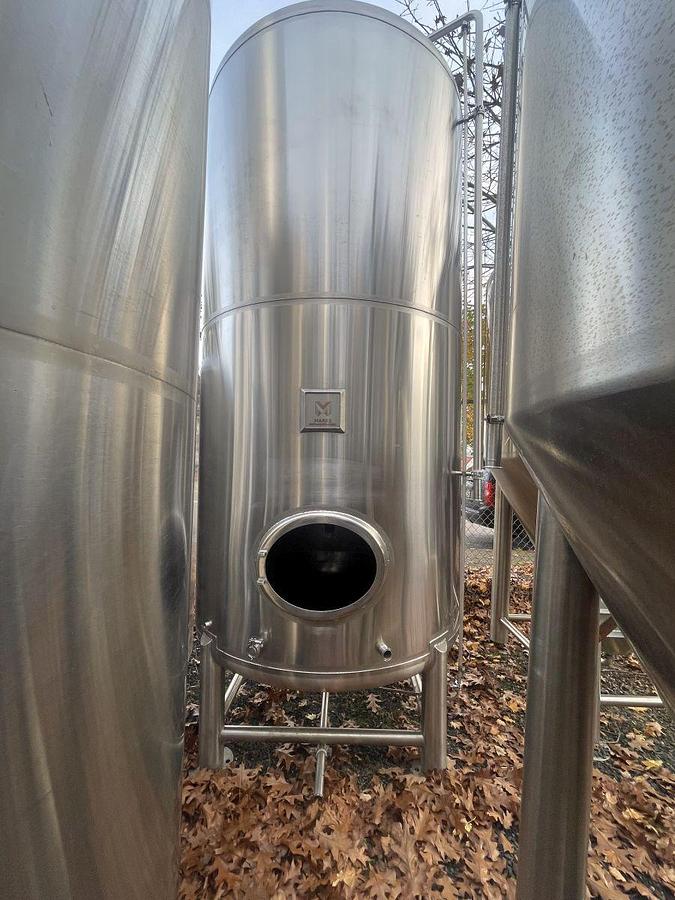 Used (1) Available - Used Marks Fabrication 20 bbl / 620Gal single wall storage/serving tank