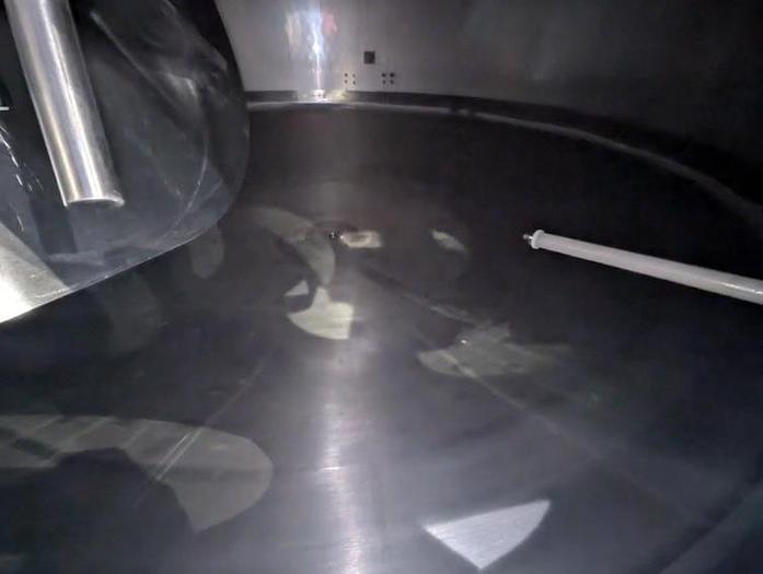 Used (1) Avaiable - Used Cratwerk 80 bbl / 2480Gal jacketed brite tank