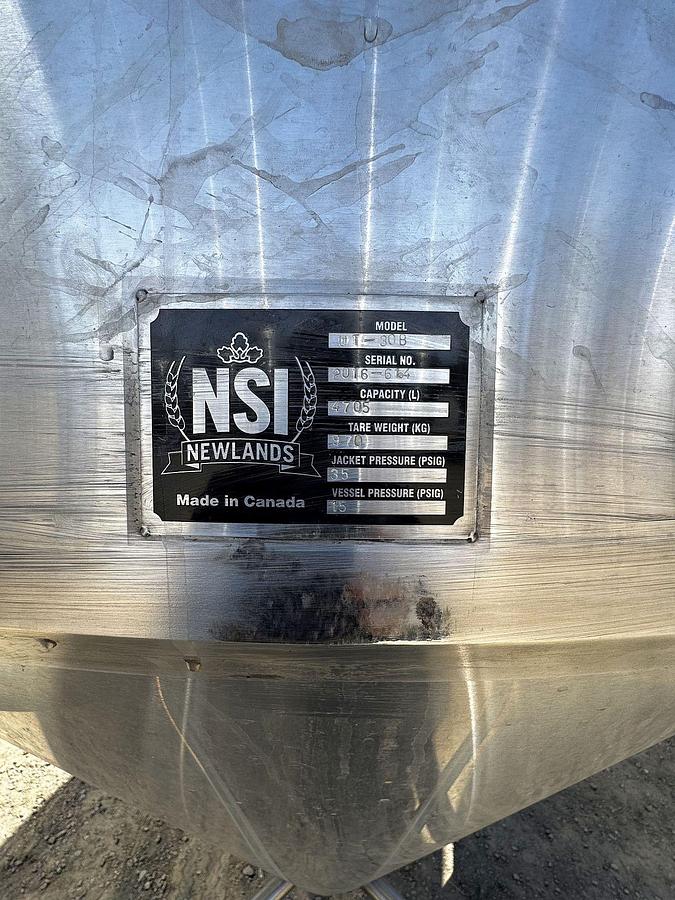 Used (1) Available - Newlands NSI 30 bbl / 930Gal Jacketed Fermenter