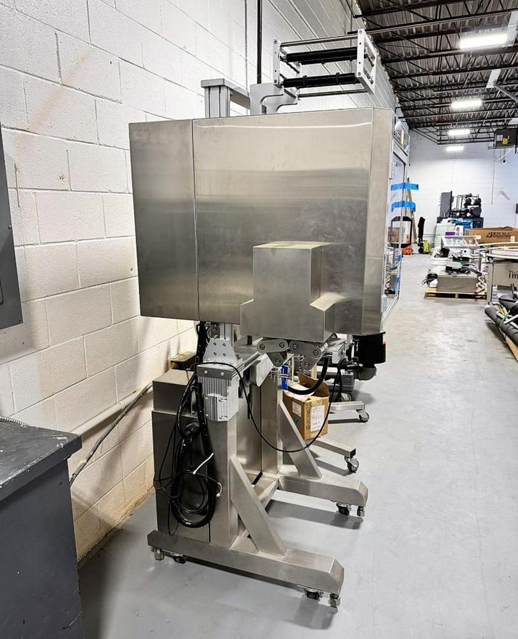 Used Pack Leader Shrink Sleeve labeling machine - model SL10, 2021