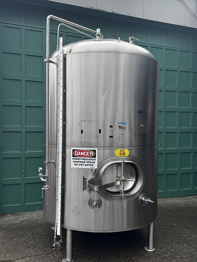 Used Used JVNW 40 / 1230 Gal Jacketed High Pressure Brite Tank