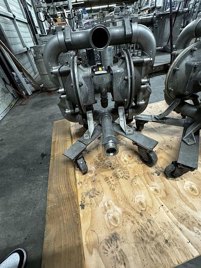 Sandpiper Double Diaphragm pump