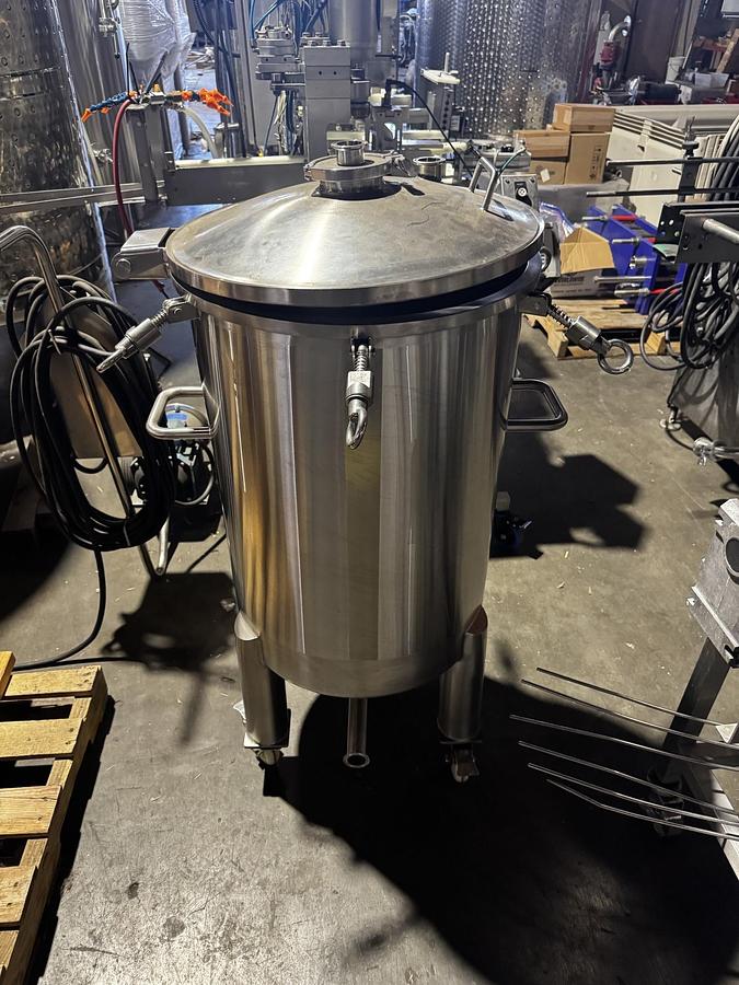 Used Stainless steel hop back - approx 1 bbl capacity