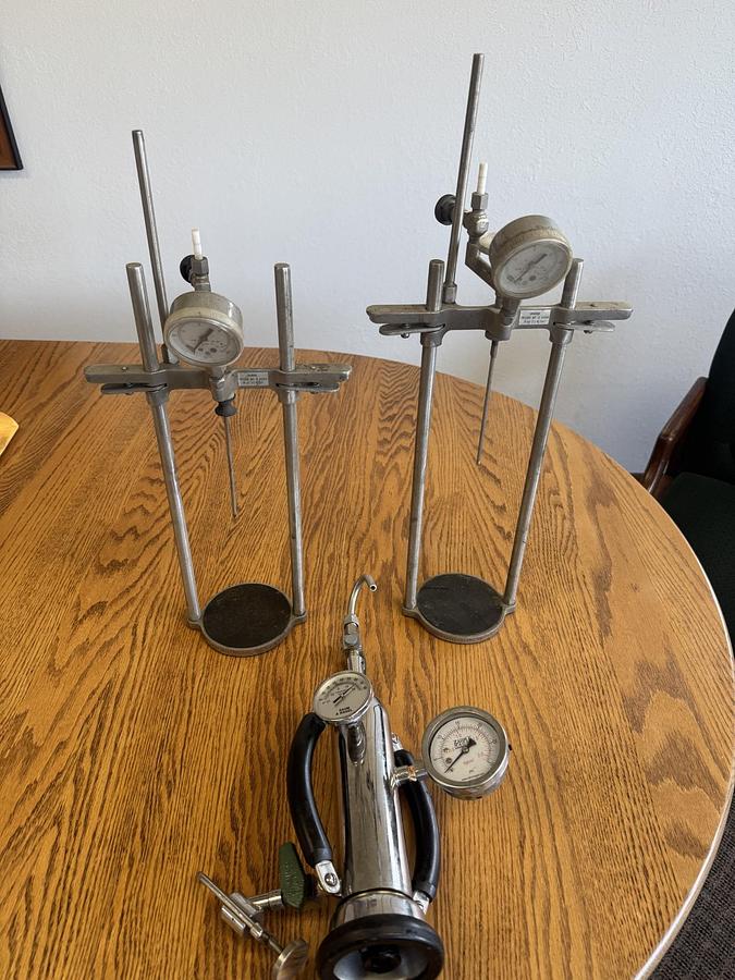 Used Used Zahm Series 6000 C)2 Piercing Device