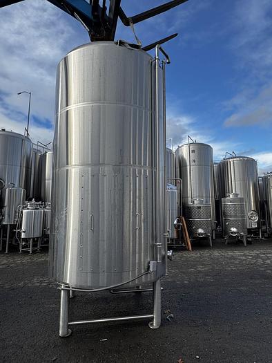 Used Used Pioneer 65 bbl Insulated tank with heat (2) heat Panels