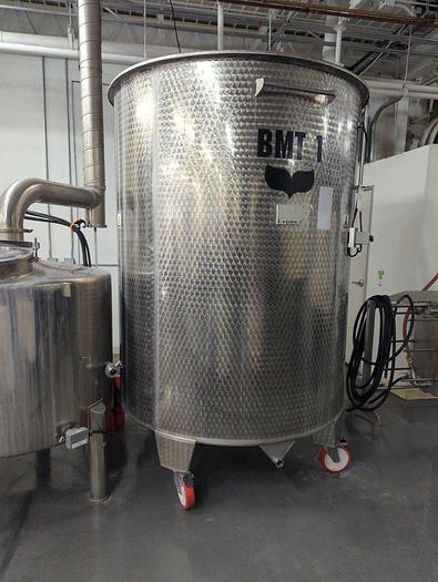 Used Used Letina 4000L / 1056Gal single wall mix tank with wheels