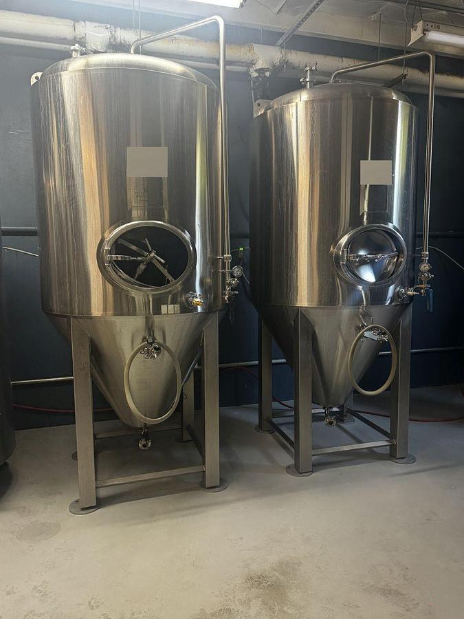 Used Used Metalcraft Fabrication 15 bbl / 465Gal Jacketed Concial Unitank Fermenter