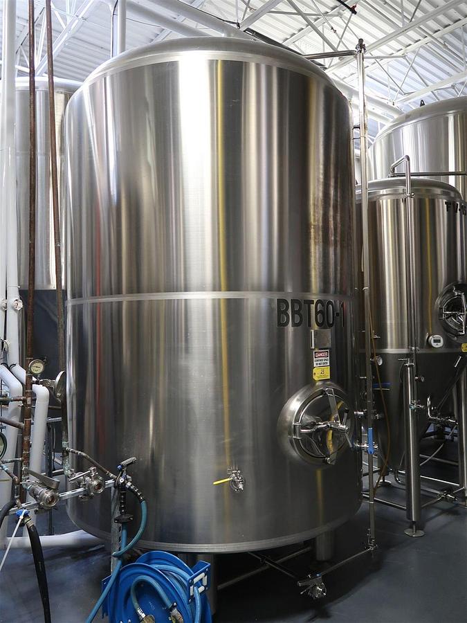 Used (1) Available - Used Prospero SK 60 bbl / 1860Gal jacketed brite tank / storage tank