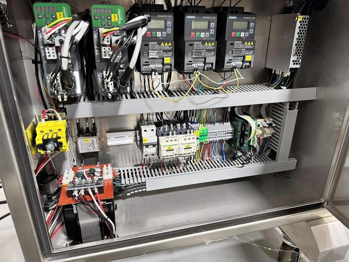 Used Pack Leader Shrink Sleeve labeling machine - model SL10, 2021