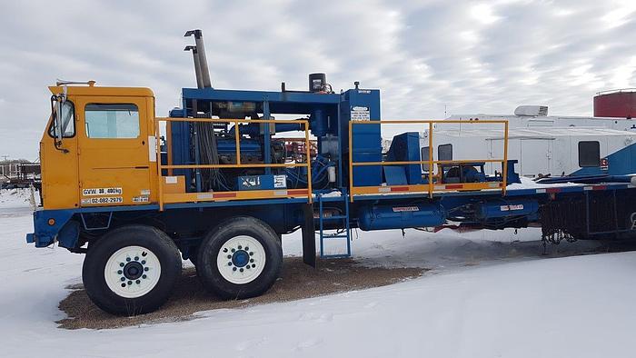 Used 1975 IDECO 4 Axle Carrier Style Oilfield Pump / Kill Truck