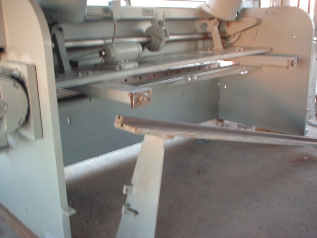 Used Cincinnati 1810 Shear