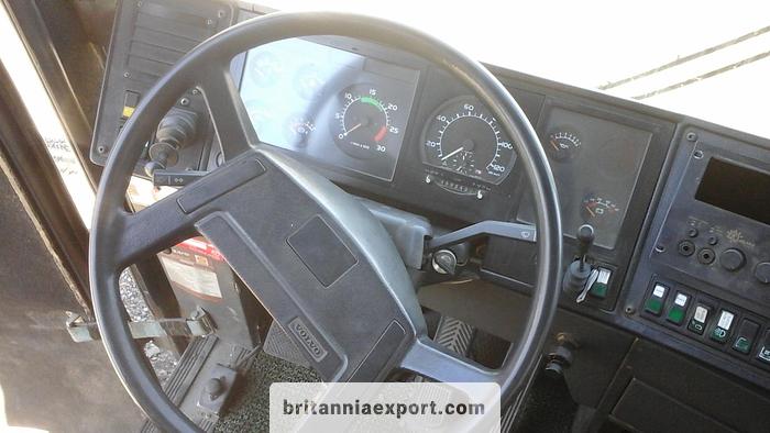 Used 1993 VOLVO B10M 250 55 seats coach bus