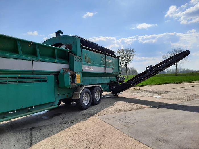 Used 2007 KOMPTECH MUSTANG MOBILE SIEBMASCHINE