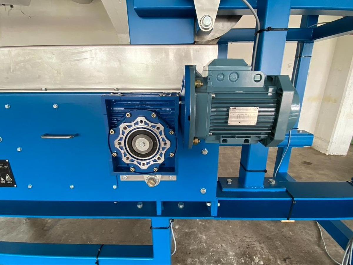 NE-METALL-SORTIERER MIT MAGNETROMMEL 
