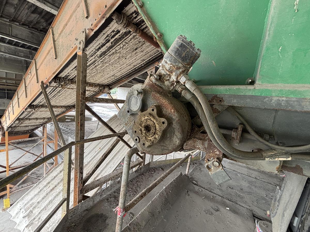 Used 2010 NEUSON TS 5220