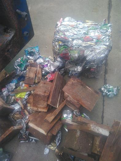 Used RETEC Metallpresse