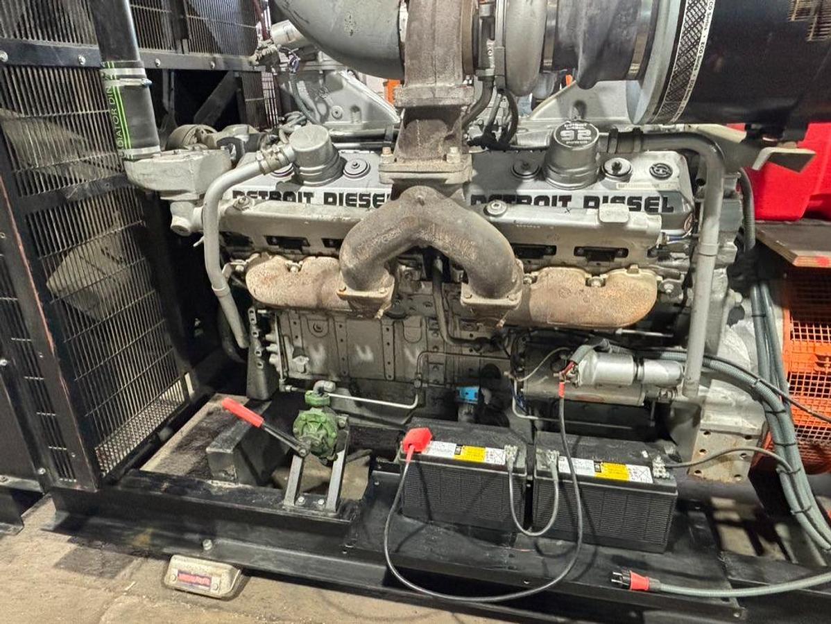 Gebraucht Stromaggregat 500 kVA