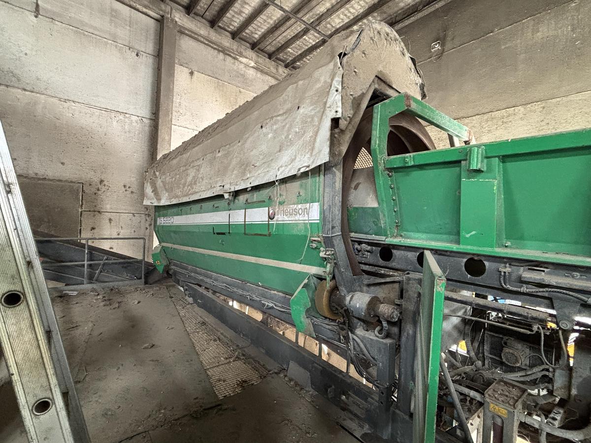Used 2010 NEUSON TS 5220