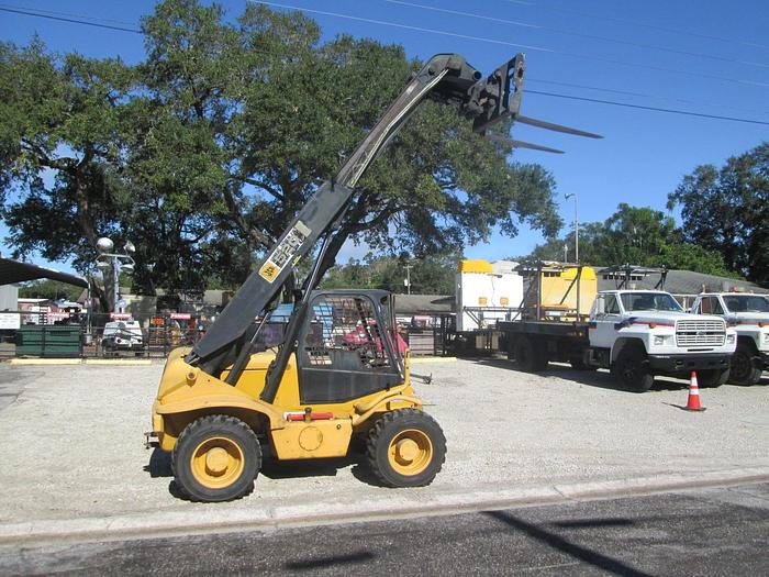 Used 2006 JCB 520 Telehandler Forklift