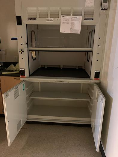 Used FISHER HAMILTON 4' SafeAire II Fume Hood