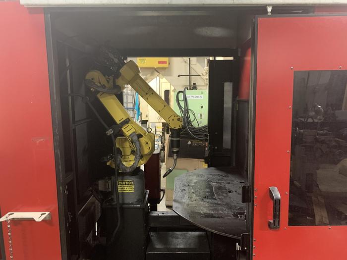 Used LINCOLN ELECTRIC SYSTEM 20 MIG WELDING CELL WITH FANUC ARCMATE 100IC ROBOT AND R30iB CONTROLLER