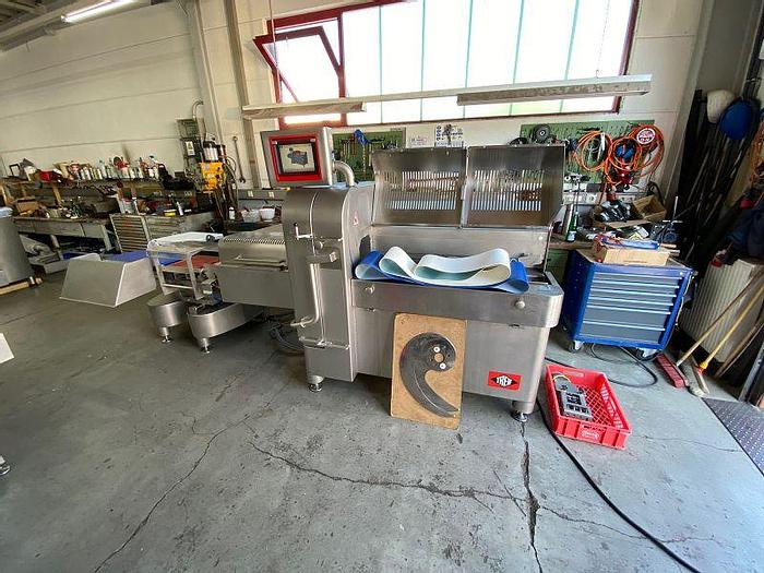 Gebraucht 2007 TREIF FALCON with checkweigher and sorting station