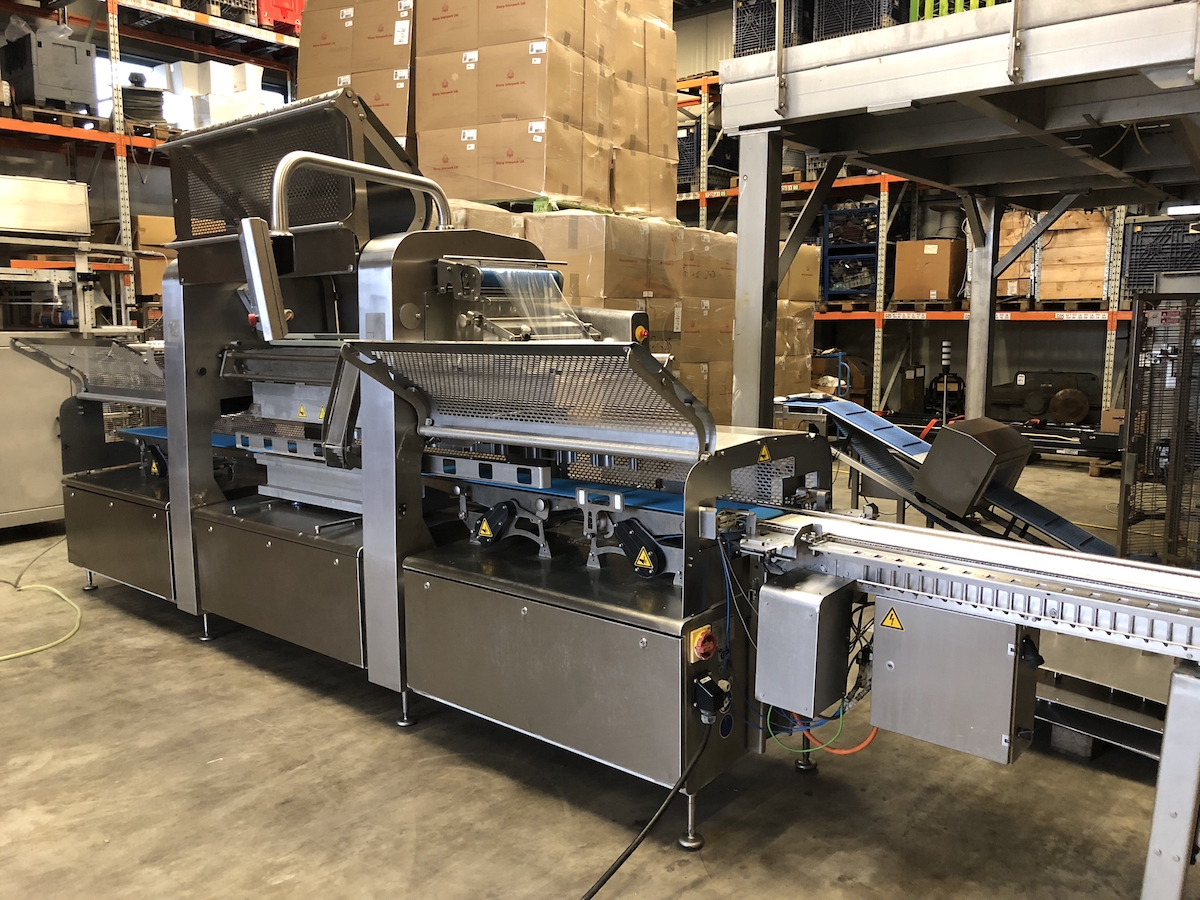 Used Multivac T800 high speed MAP traysealer