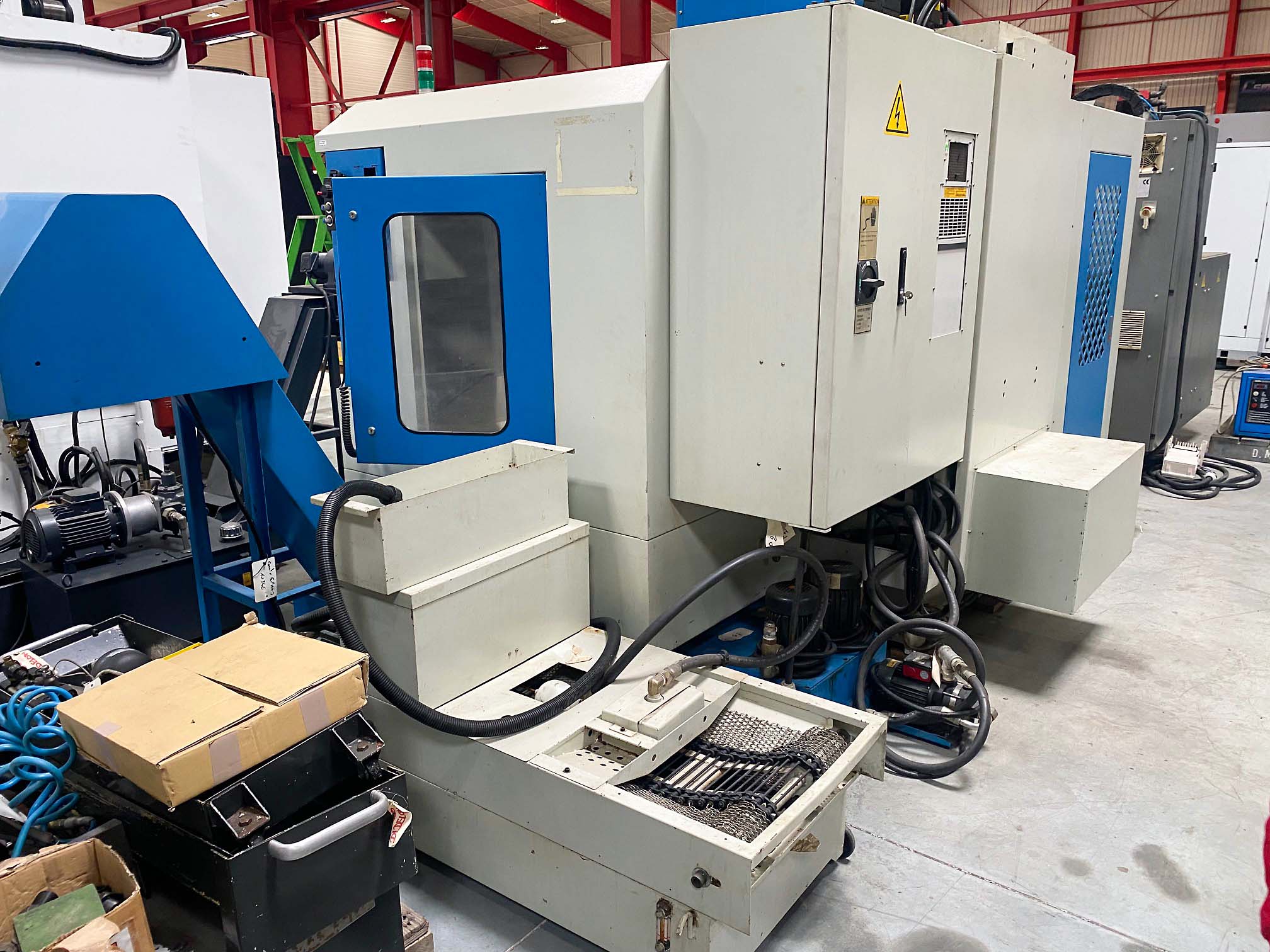 Used Fulland FLG-850A - Vertical Machining Center - 2006