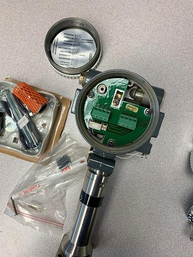 Used ABB Trio-Wirl Flowmeter Transmitter Model SR4311180Q15A2EA1AB