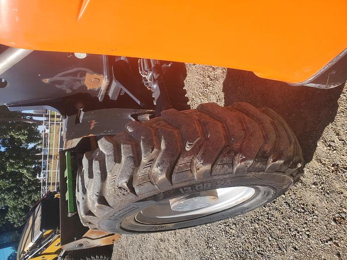 Used 2015 JLG G9-43A