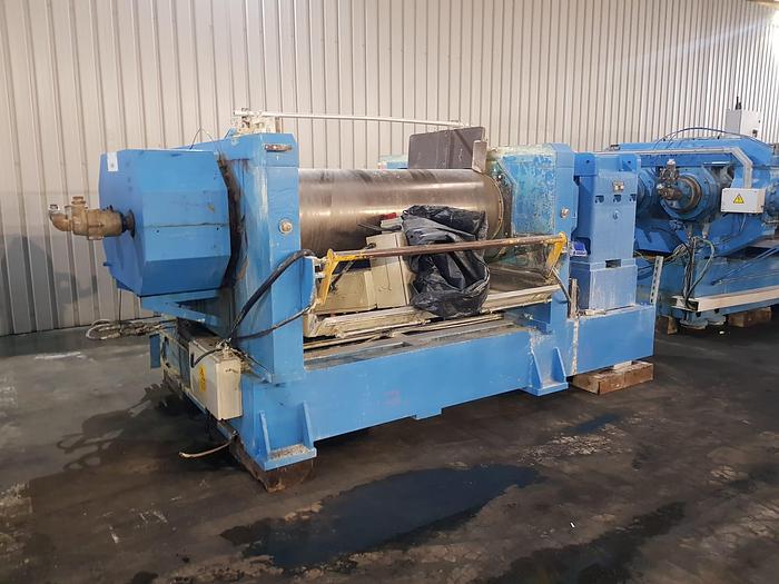 Used Iddon 1500mm (60in) x 560mm (22in) dia two roll mill