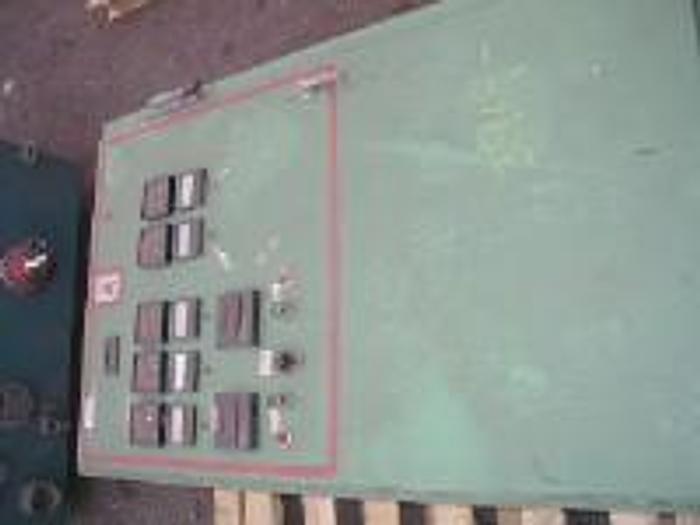 Used 5 zone heat control panel.