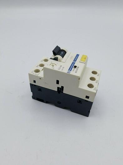 Used Telemecanique GV2-RT08 Motor Starter Circuit Protector