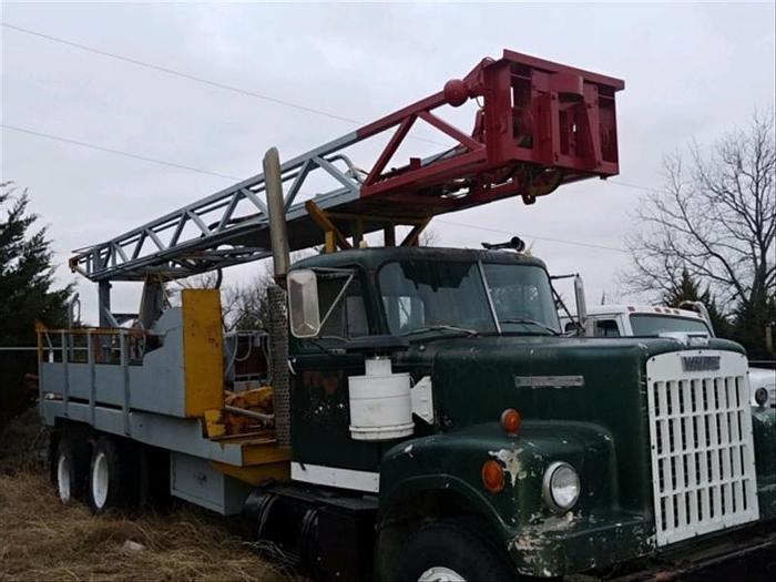 Used 1972 Bucyrus Erie 10R Drill Rig