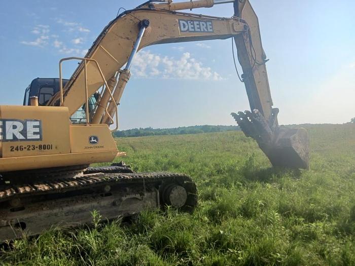 Used 2005 DEERE 330C LC