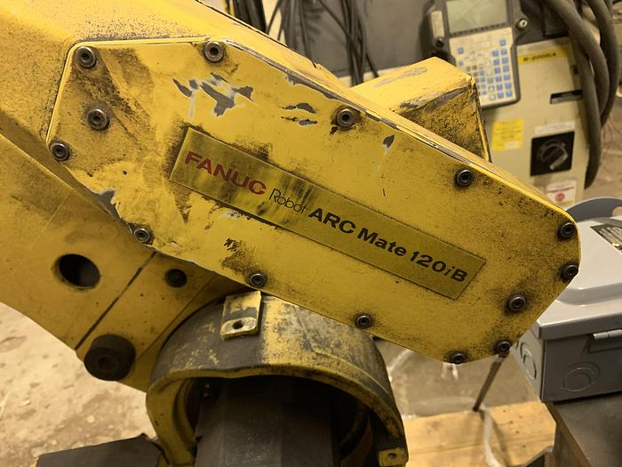 Used FANUC ARCMATE 120iB 6 AXIS CNC ROBOT WITH RJ3iB