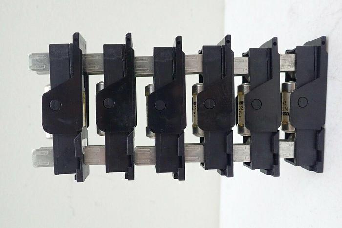 Used Lot of 6 Bussmann CM32FC Camaster Fuse Holders and NITD2 Fuses