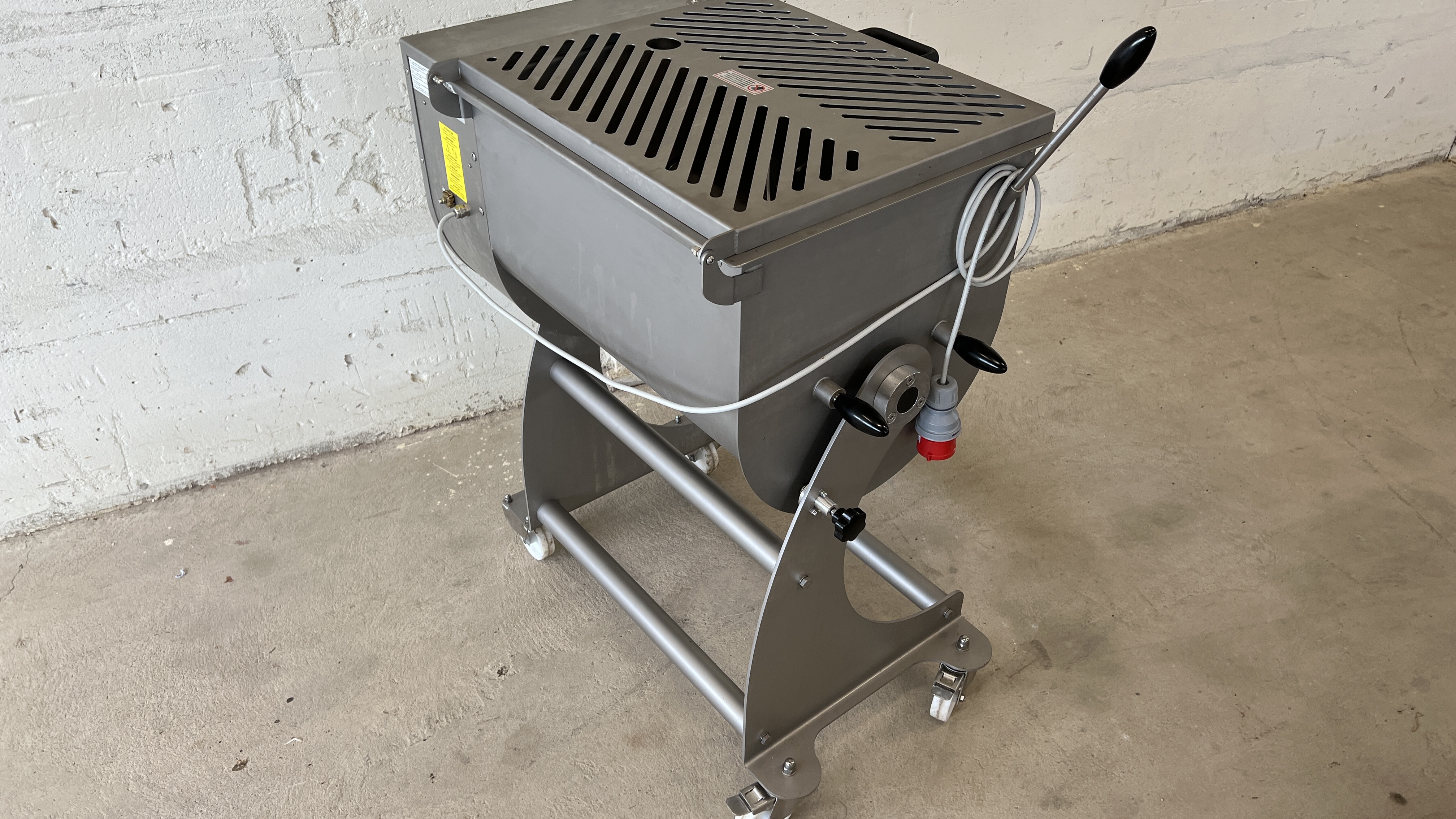 Used  Blandare Sirman 80kg