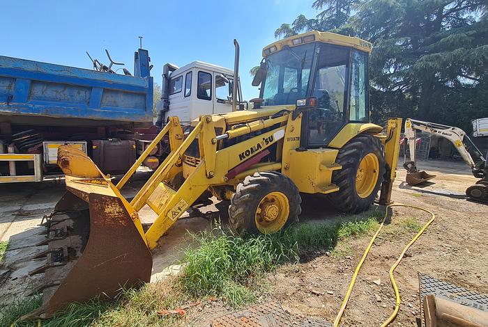 Usato 1996 Terna gommata Komatsu WB 97 R
