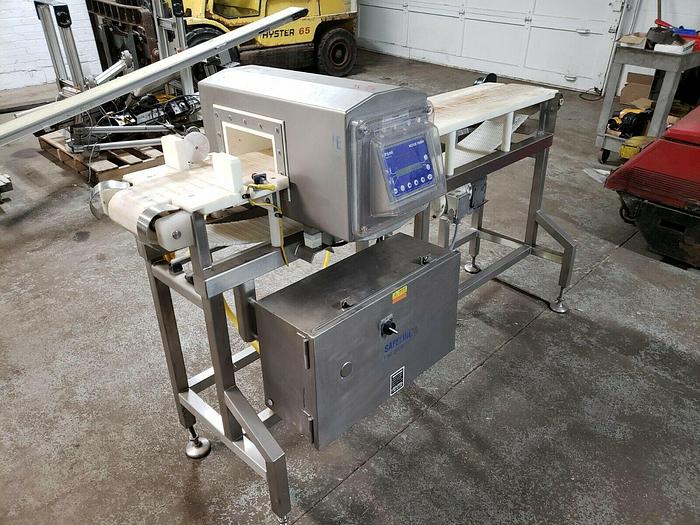 Used Safeline Metal Detector Food grade SS 230v 8"x3" usable opening