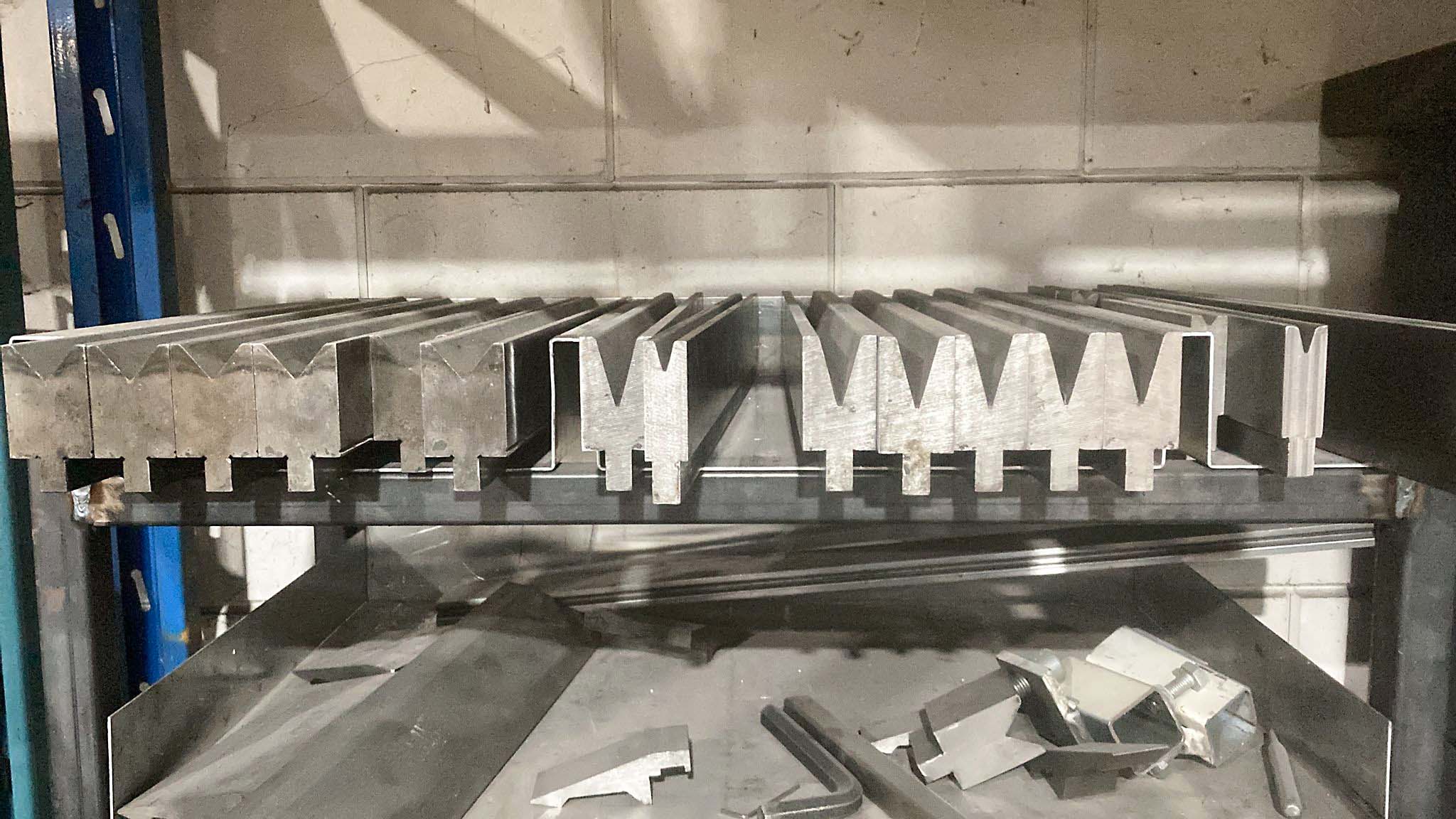 Used Beyeler RT 125x4100 - Press Brake - 1990