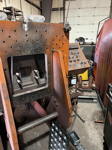 Used CMH  3L TILT POUR MACHINE